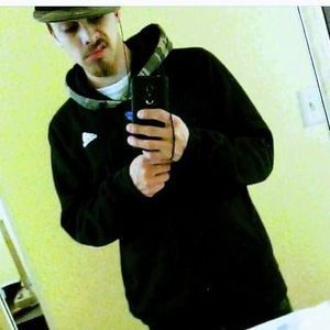 Meet your Posher, Louis